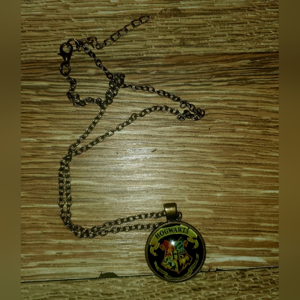 Hogwarts Crest Pendant Necklace